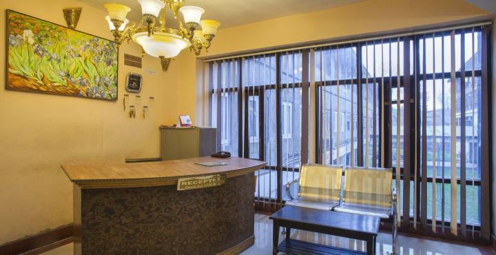 Hotel Pride Continental Сринагар Экстерьер фото